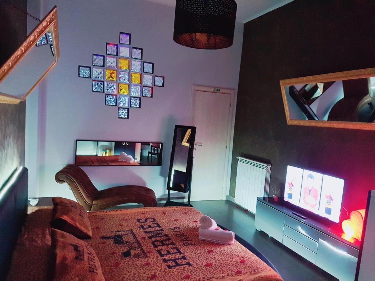 Lovers Excape - Adults Only Apartamento Roma